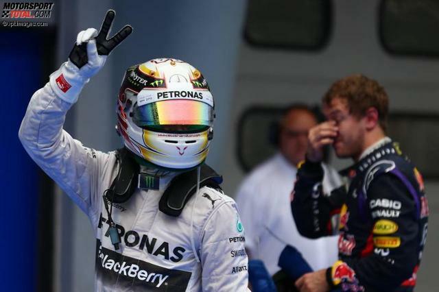 Lewis Hamilton holt sich nach dem Saisonauftakt in Melbourne auch in Sepang die Pole Position - diesmal im Regen!