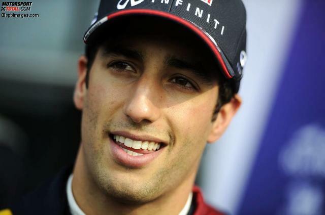 Daniel Ricciardo ist zufrieden, denn abermals ist er schneller als Sebastian Vettel (+0,496 versus +0,700 Sekunden).