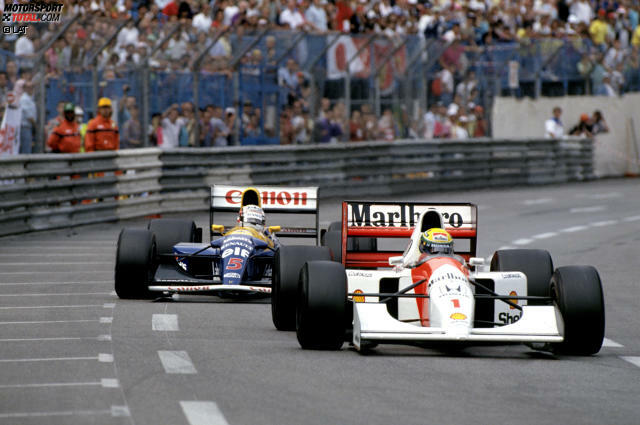 Gigantenduell: Der viel schnellere Mansell beißt sich an Senna die Zähne aus