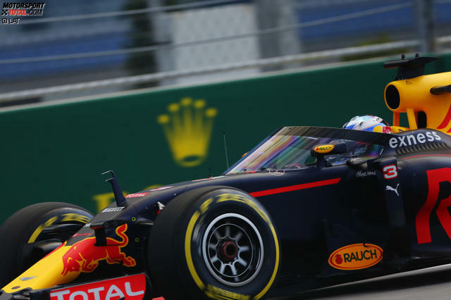 Daniel Ricciardo testete am Freitag erstmals den Red-Bull-Cockpitschutz.