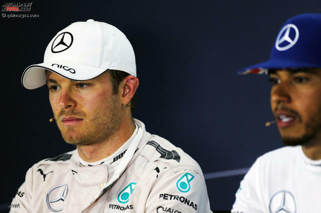 Nico Rosberg und Lewis Hamilton in der Pressekonferenz am Hungaroring. Klick dich jetzt durch die bisherigen Highlights im Titelduell 2016!