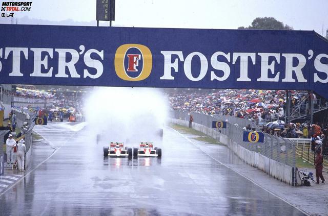 Der Australien-Grand-Prix 1989 war einer der großen Aufreger in der Geschichte des Rennens. Aber nicht der einzige. Jetzt durch die Geschichte des Klassikers klicken!