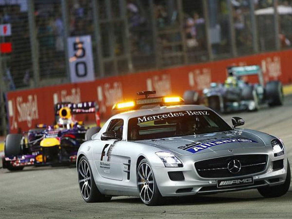 Sebastian Vettel hinter dem Safety-Car