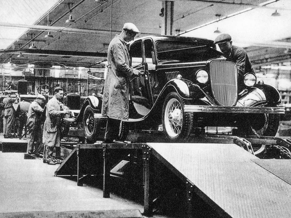 Der erste Wagen, der in den Fordwerken in Köln vom Band lief, war 1931 ein Modell A