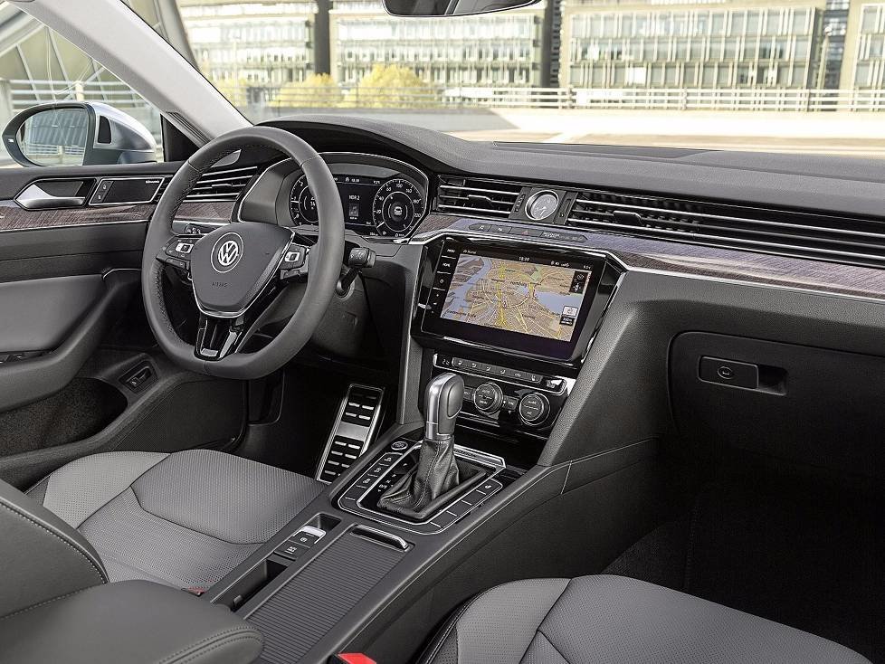 Innenraum Volkswagen Arteon 2017