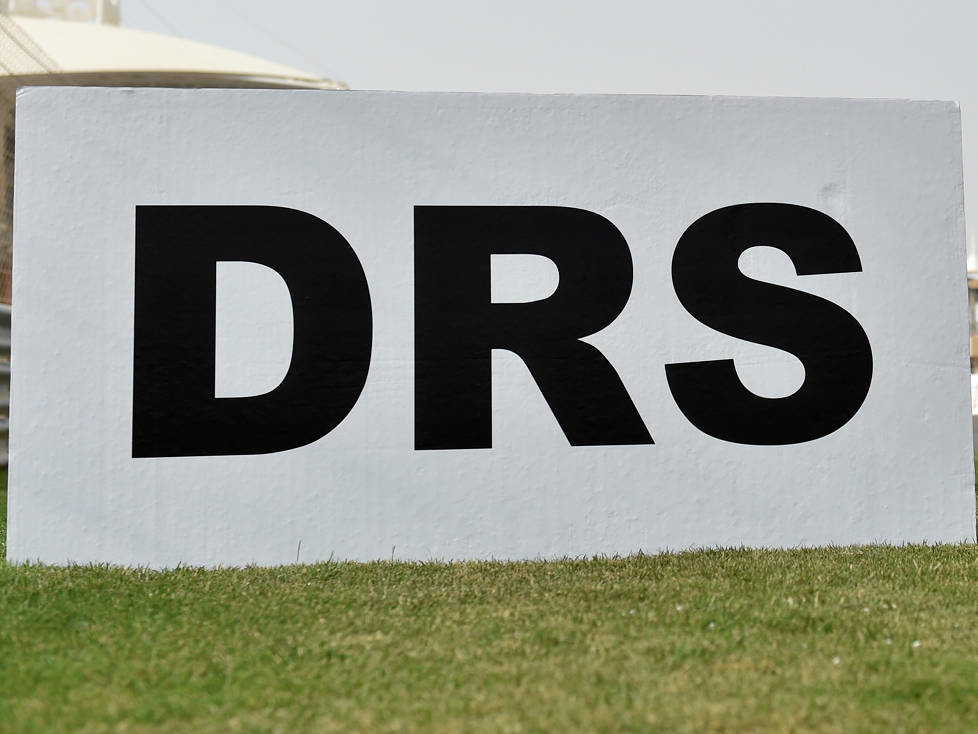 DRS-Hinweisschild beim Grand Prix von Bahrain 2018