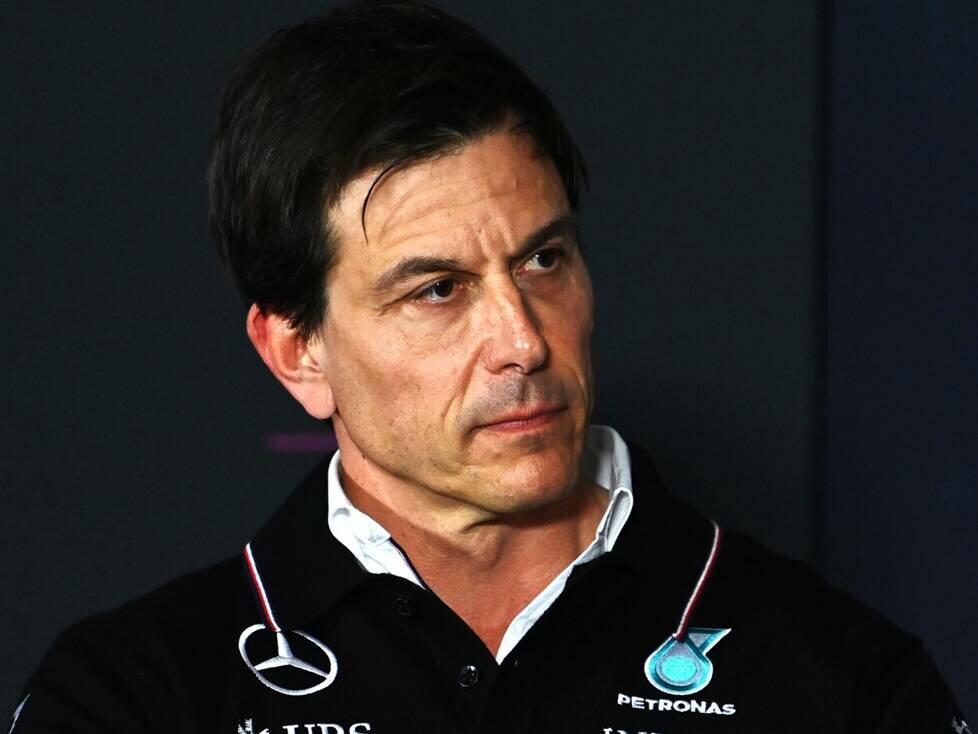 Mercedes-Teamchef Toto Wolff in der Formel-1-Pressekonferenz 2024