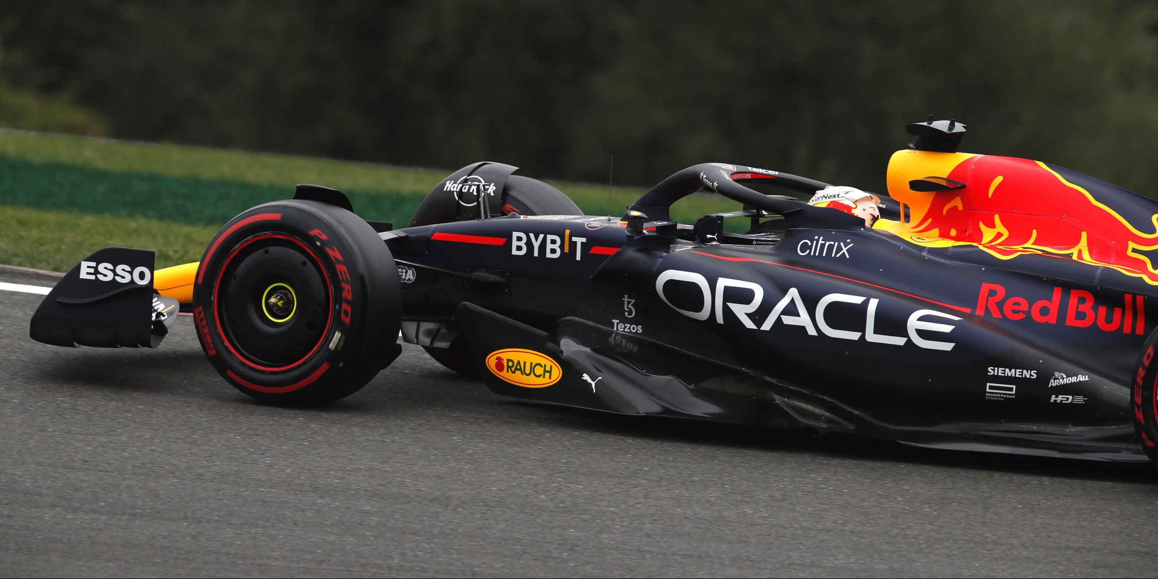 F1-Training Belgien Leclerc resigniert bei Verstappens Bestzeit