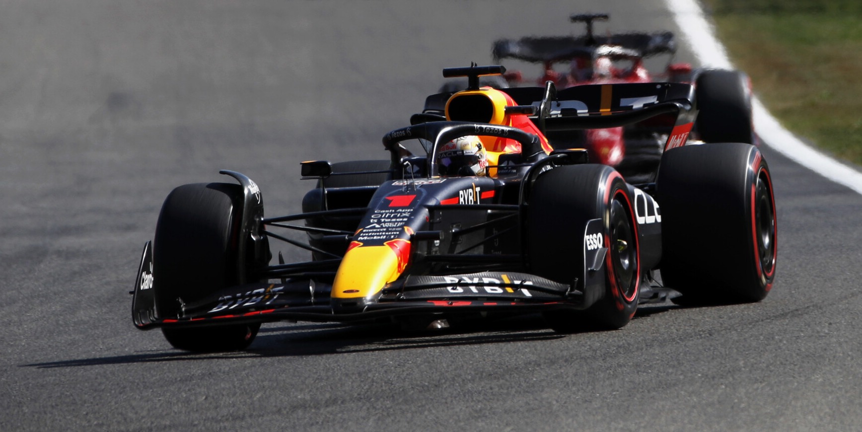F1-Rennen Spa Max Verstappen deklassiert Gegner zu Statisten!