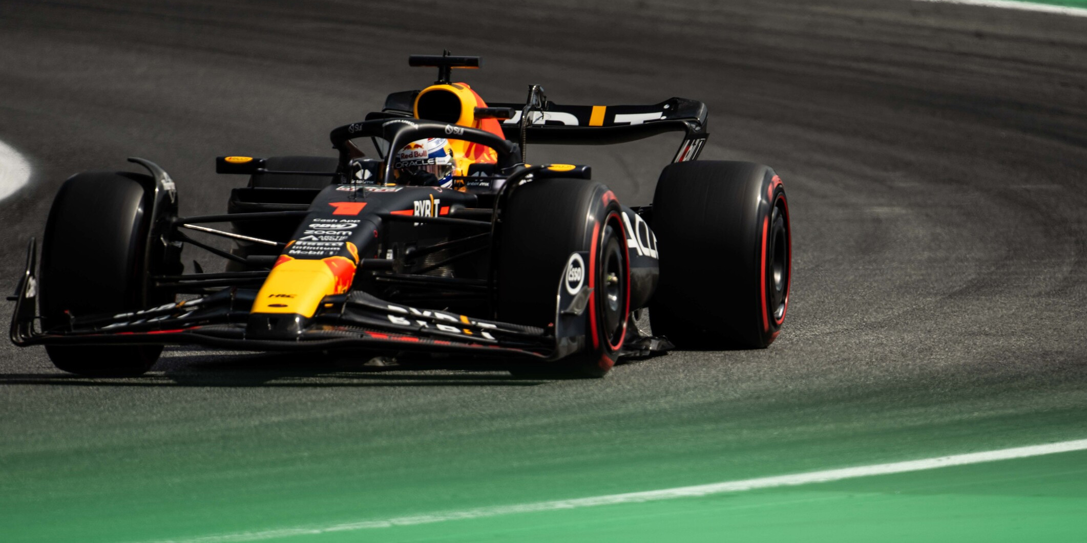 Max Verstappen unbesorgt Red Bull besseres Rennauto als Ferrari
