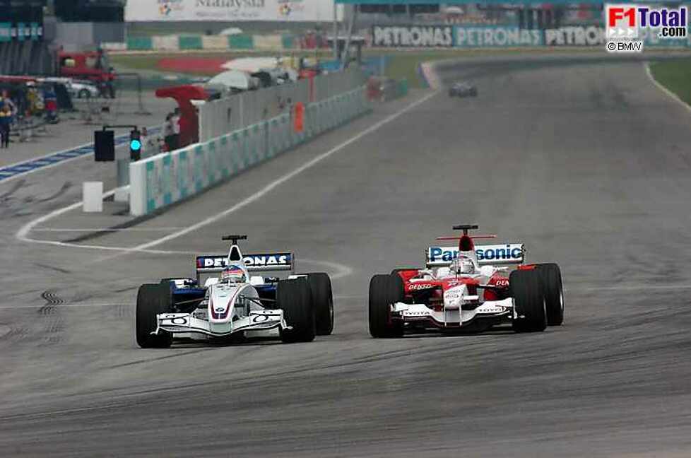 Jacques Villeneuve (BMW Sauber F1 Team) und Jarno Trulli (Toyota)