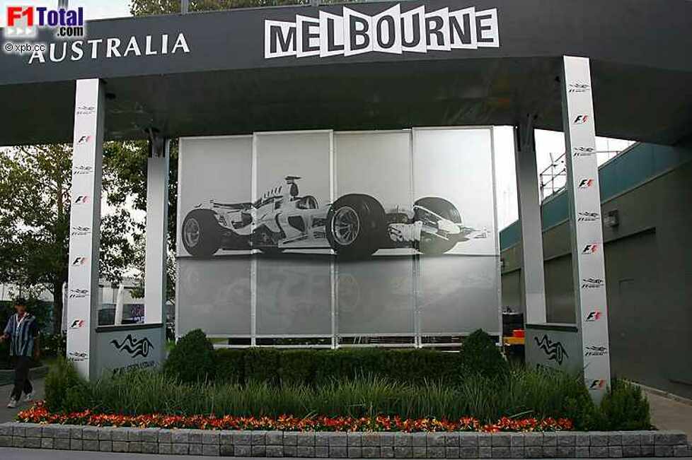 Eingang zum Fahrerlager in Melbourne