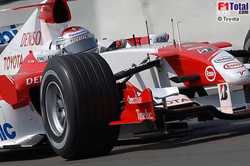 Jarno Trulli (Toyota) im TF106