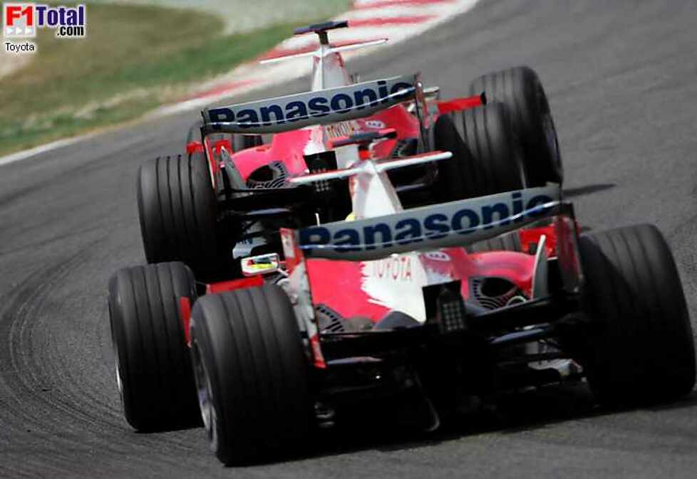 Ralf Schumacher (Toyota) und Jarno Trulli (Toyota)