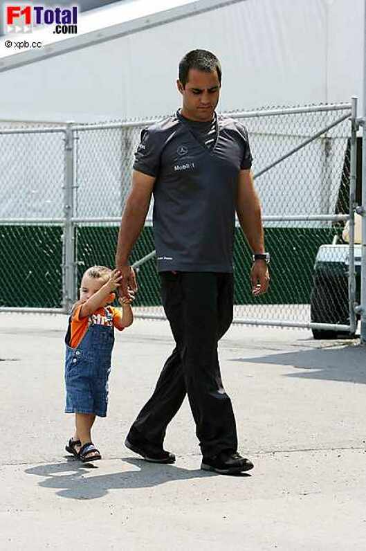 Juan-Pablo Montoya (McLaren-Mercedes) mit Sohn Sebastien