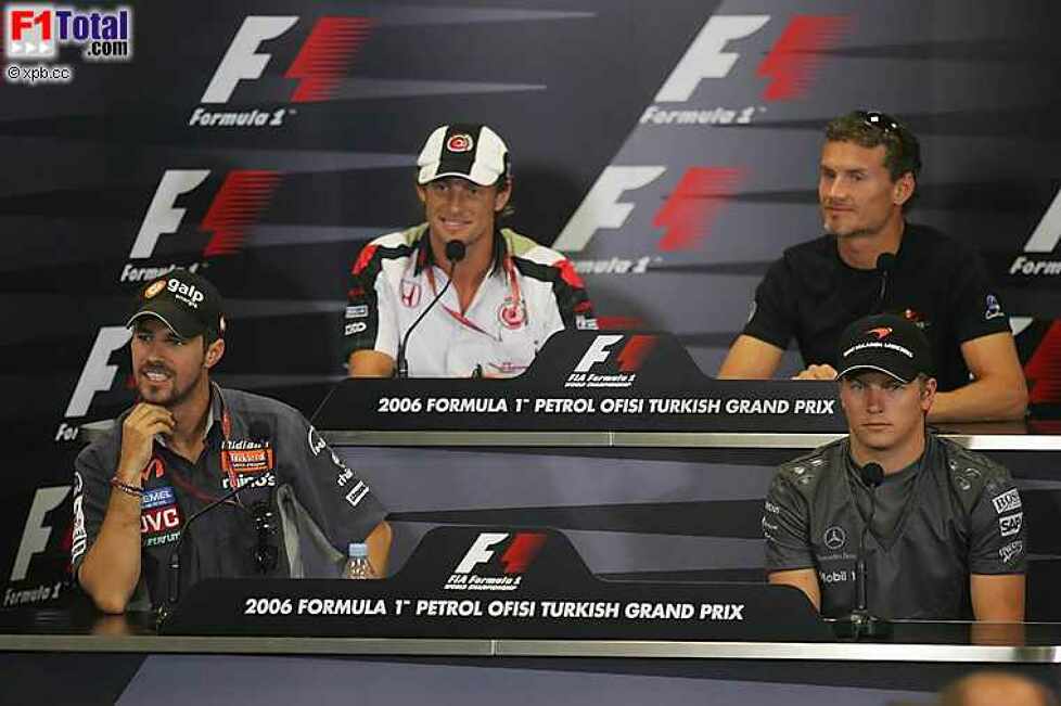 David Coulthard (Red Bull Racing), Jenson Button (Honda Racing F1 Team), Kimi Räikkönen (McLaren-Mercedes), Tiago Monteiro (MF1 Racing)