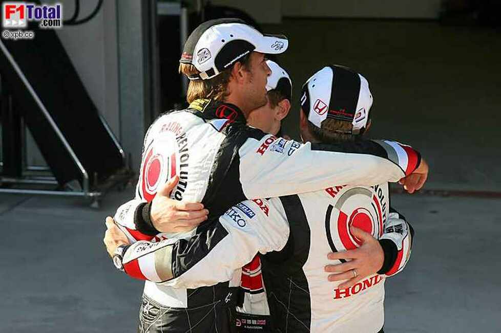 Anthony Davidson (Testfahrer) (Honda Racing F1 Team), Jenson Button (Honda Racing F1 Team), Rubens Barrichello (Honda Racing F1 Team)