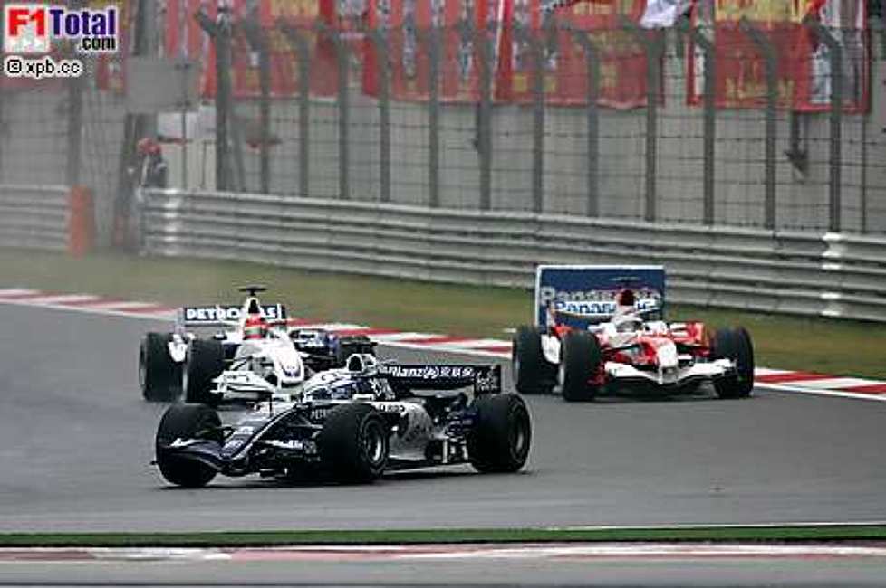 Jarno Trulli (Toyota), Nico Rosberg (Williams-Cosworth), Robert Kubica (BMW Sauber F1 Team)