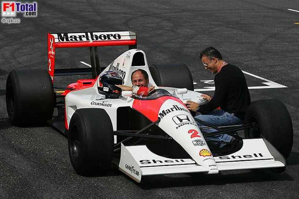 Gerhard Berger (Teamanteilseigner) (Scuderia Toro Rosso) mit Jean Alesi