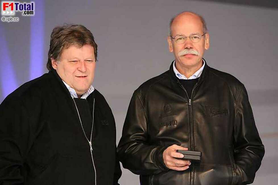 Norbert Haug (Mercedes-Motorsportchef) (McLaren-Mercedes) und Dr. Dieter Zetsche