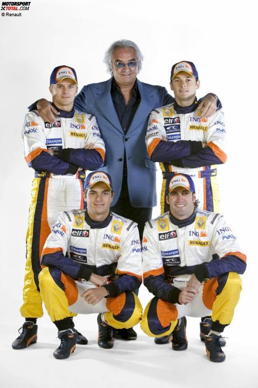 Flavio Briatore (Teamchef) mit Heikki Kovalainen, Nelson Piquet Jr., Ricardo Zonta und Giancarlo Fisichella (Renault) 