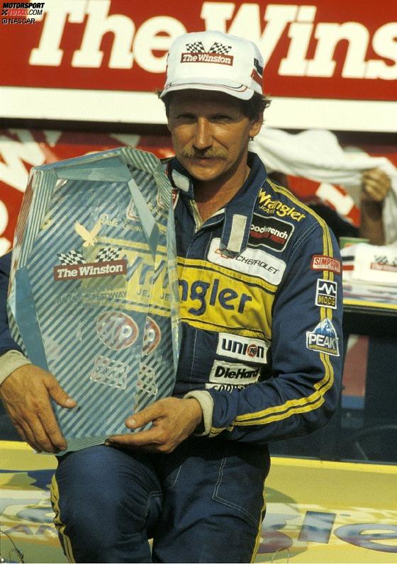 1987: Dale Earnhardt Sr. als Gewinner des All Star Race 