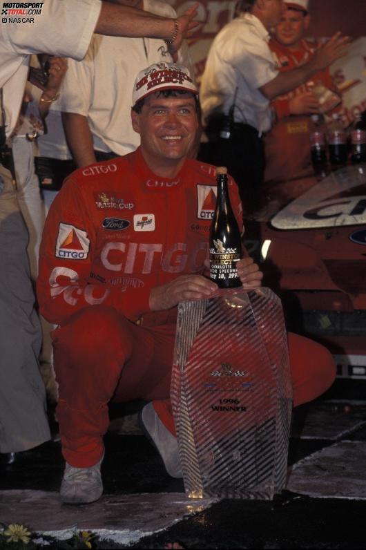 1996: Michael Waltrip gewann, weil Dale Earnhardt Sr. und Terry Labonte in der letzten Runde kollidierten