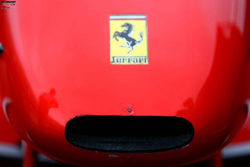 (Ferrari) 