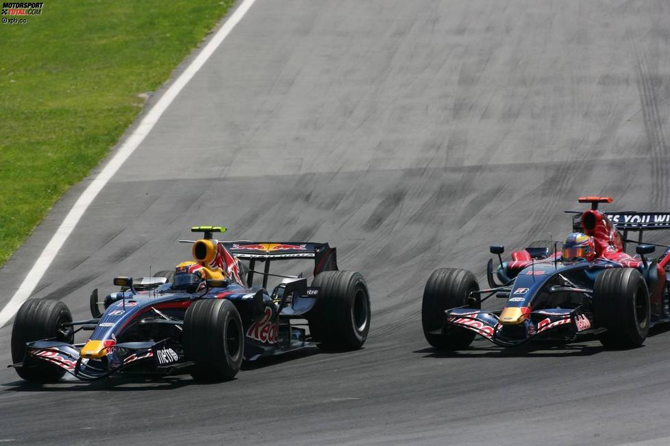 Mark Webber (Red Bull) und Vitantonio Liuzzi (Toro Rosso) 