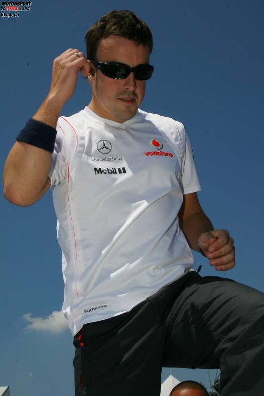 Fernando Alonso (McLaren-Mercedes) 