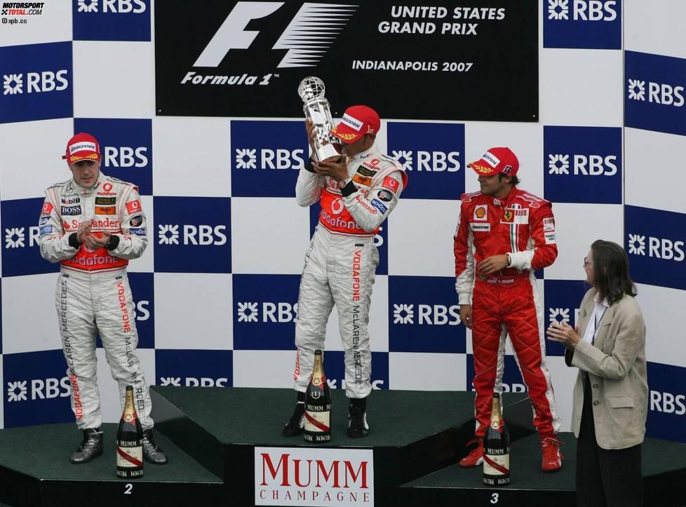 Fernando Alonso, Lewis Hamilton (McLaren-Mercedes) und Felipe Massa (Ferrari) 