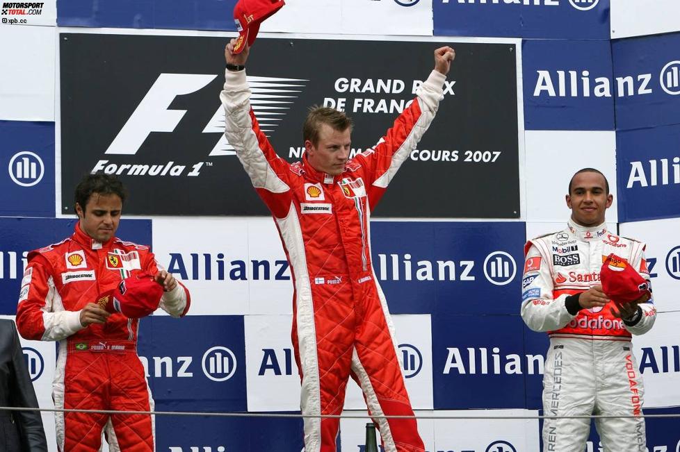 Felipe Massa, Kimi Räikkönen (Ferrari  und Lewis Hamilton (McLaren-Mercedes) 