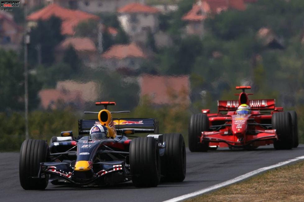 David Coulthard (Red Bull) vor Felipe Massa (Ferrari) 