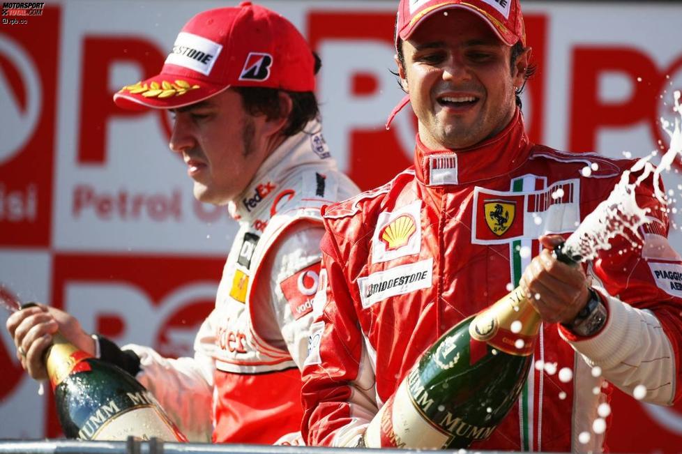 Fernando Alonso(McLaren-Mercedes) und Felipe Massa (Ferrari) 
