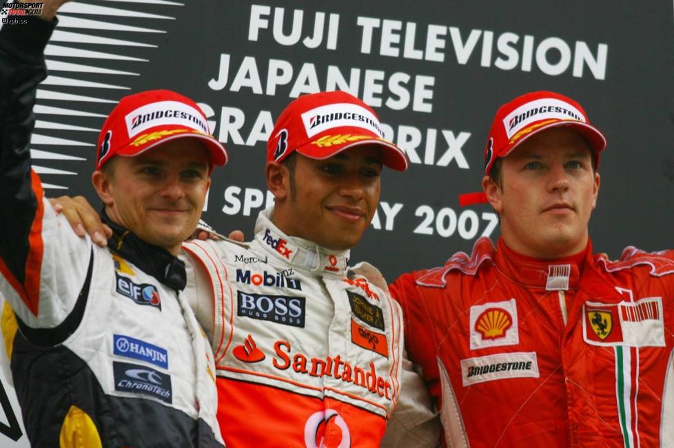 Heikki Kovalainen (Renault), Lewis Hamilton (McLaren-Mercedes) und Kimi Räikkönen (Ferrari) 