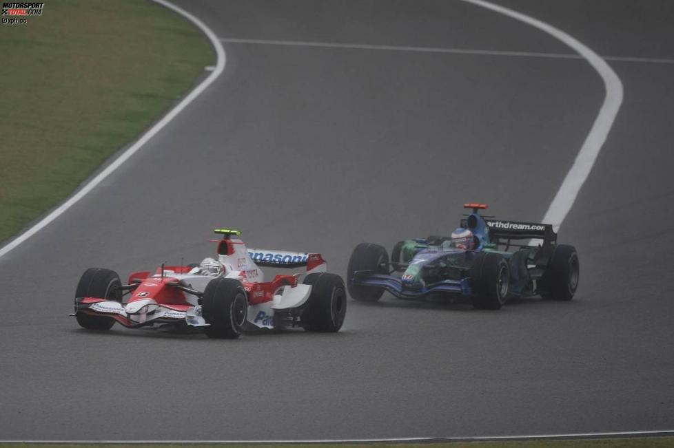 Jarno Trulli (Toyota) und Jenson Button (Honda F1 Team) 