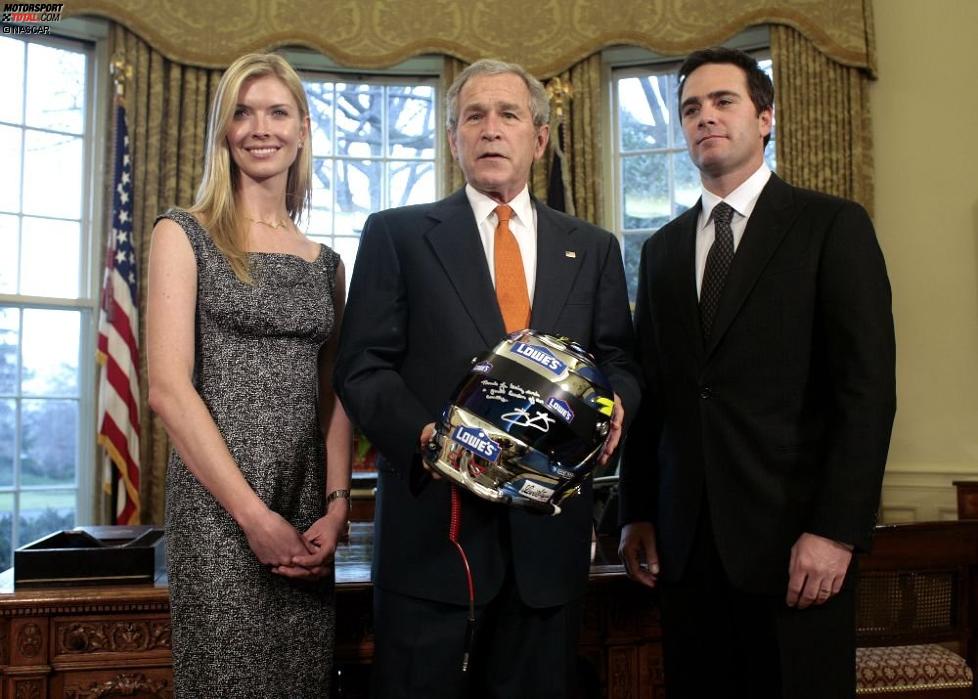 Jimmie Johnson, Ehefrau Chandra und Motorsport-Fan George W. Bush