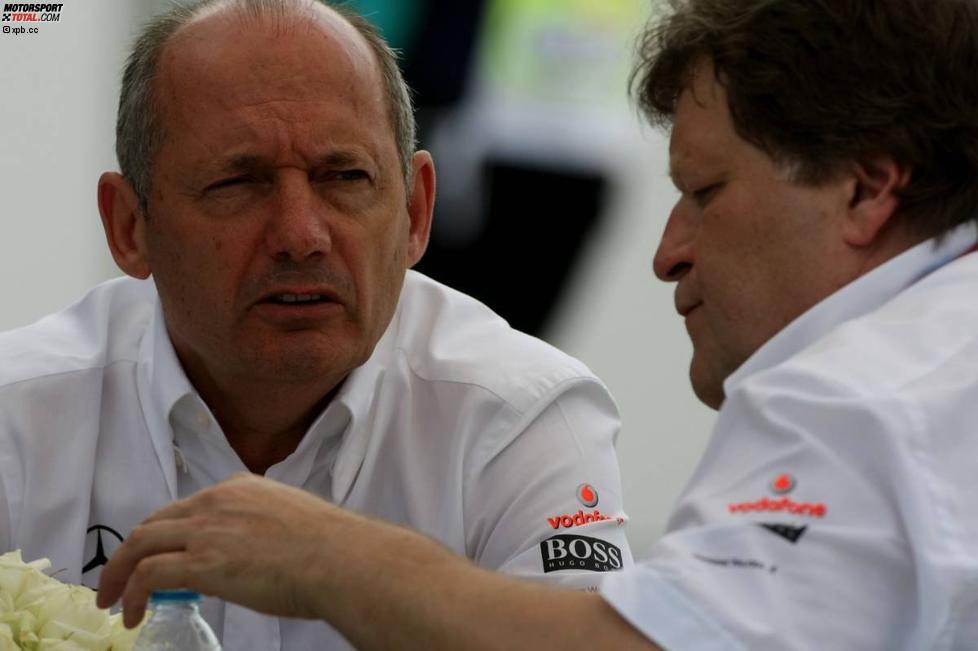 Ron Dennis (Teamchef) und Norbert Haug (Mercedes-Motorsportchef) (McLaren-Mercedes) 