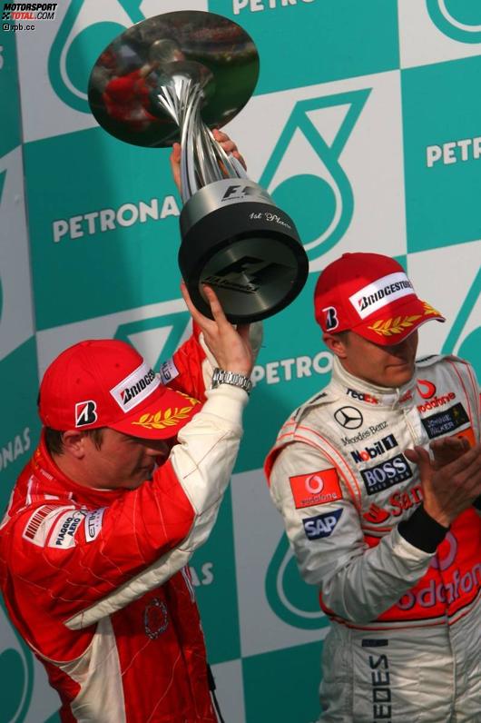  Kimi Räikkönen (Ferrari) und Heikki Kovalainen (McLaren-Mercedes) 
