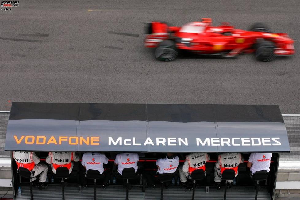 Kimi Räikkönen (Ferrari) (McLaren-Mercedes) 
