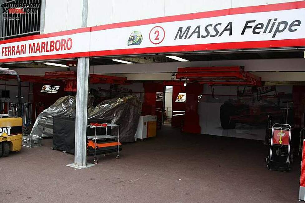 Die Garage von Felipe Massa (Ferrari) 