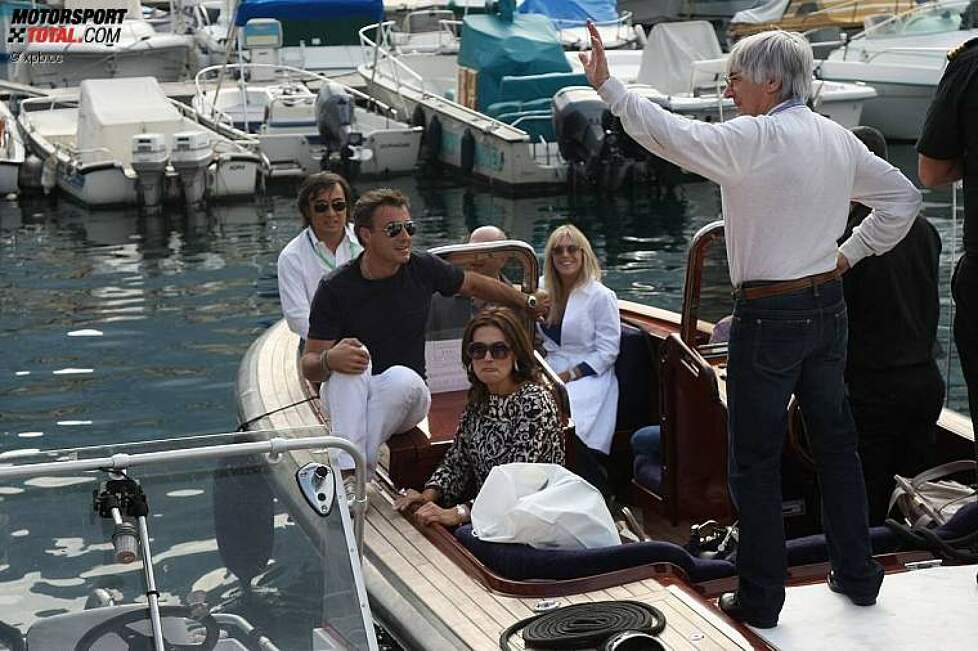 Bernie Ecclestone auf dem Boot von Jean Alesi