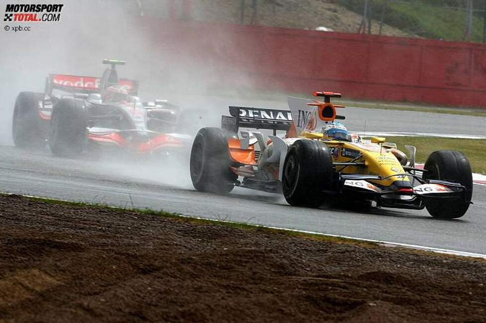 Fernando Alonso Heikki Kovalainen (McLaren-Mercedes) (Renault) 