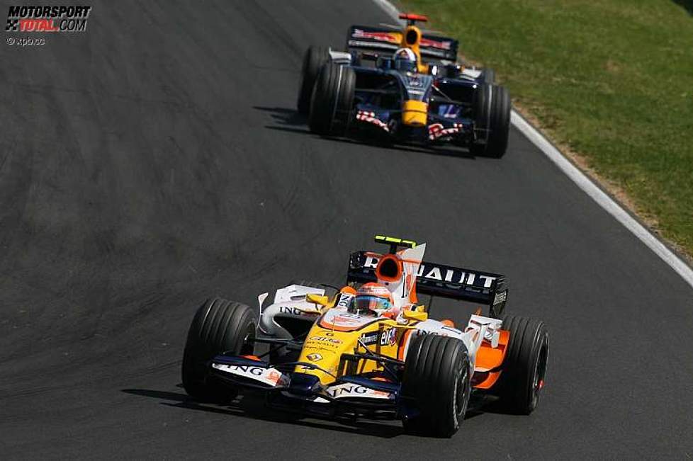 David Coulthard Nelson Piquet Jr. (Renault) (Red Bull) 