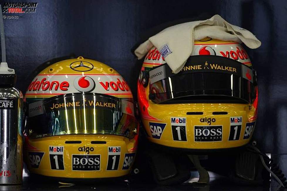 Helme von Lewis Hamilton (McLaren-Mercedes) 