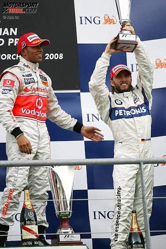 Lewis Hamilton (McLaren-Mercedes) und Nick Heidfeld (BMW Sauber F1 Team) 