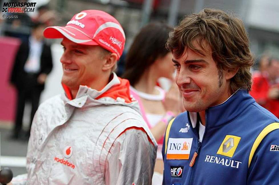 Heikki Kovalainen (McLaren-Mercedes) und Fernando Alonso (Renault) 