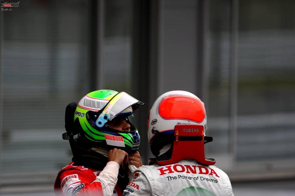 Felipe Massa (Ferrari) mit Rubens Barrichello (Honda F1 Team) 