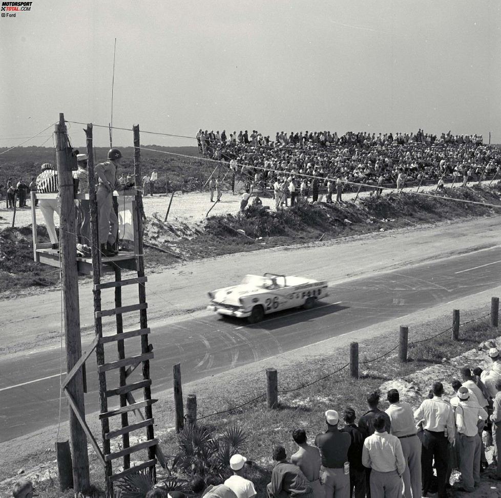 1956: Curtis Turner gewinnt auf der Hauptstrasse von Daytona