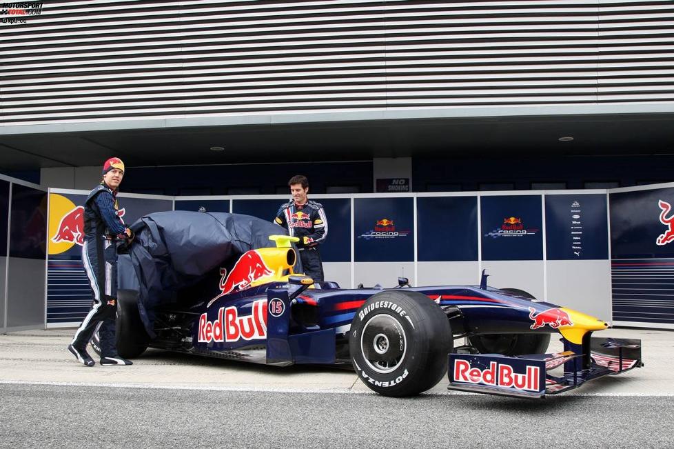 Sebastian Vettel und Mark Webber (Red Bull) enthüllen den RB5